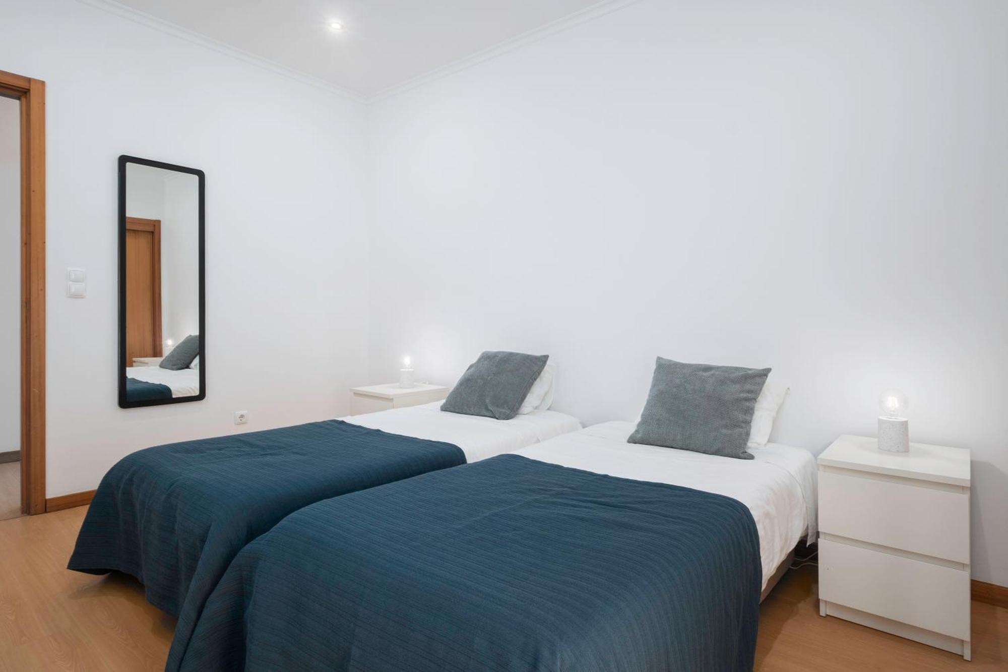 Paim Apartments Понта-Делгада Экстерьер фото